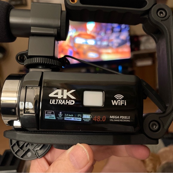 DVC digital video camcorder 4K with all the attachments - Picture 15 of 16